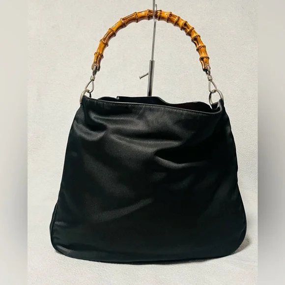 Gucci Bamboo Nylon/ Patented Leather Shoulder Bag - Picture 5 of 15